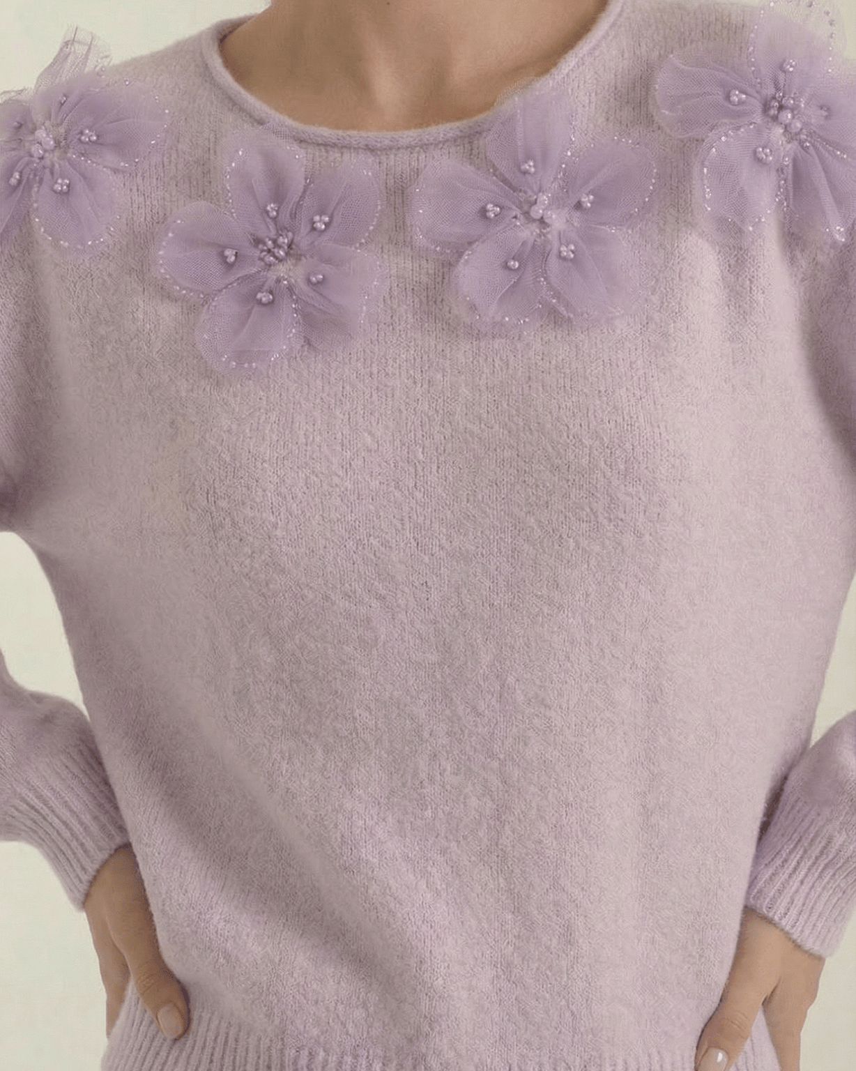 Aurazio Maglione Con Dettaglio Floreale Per Donna