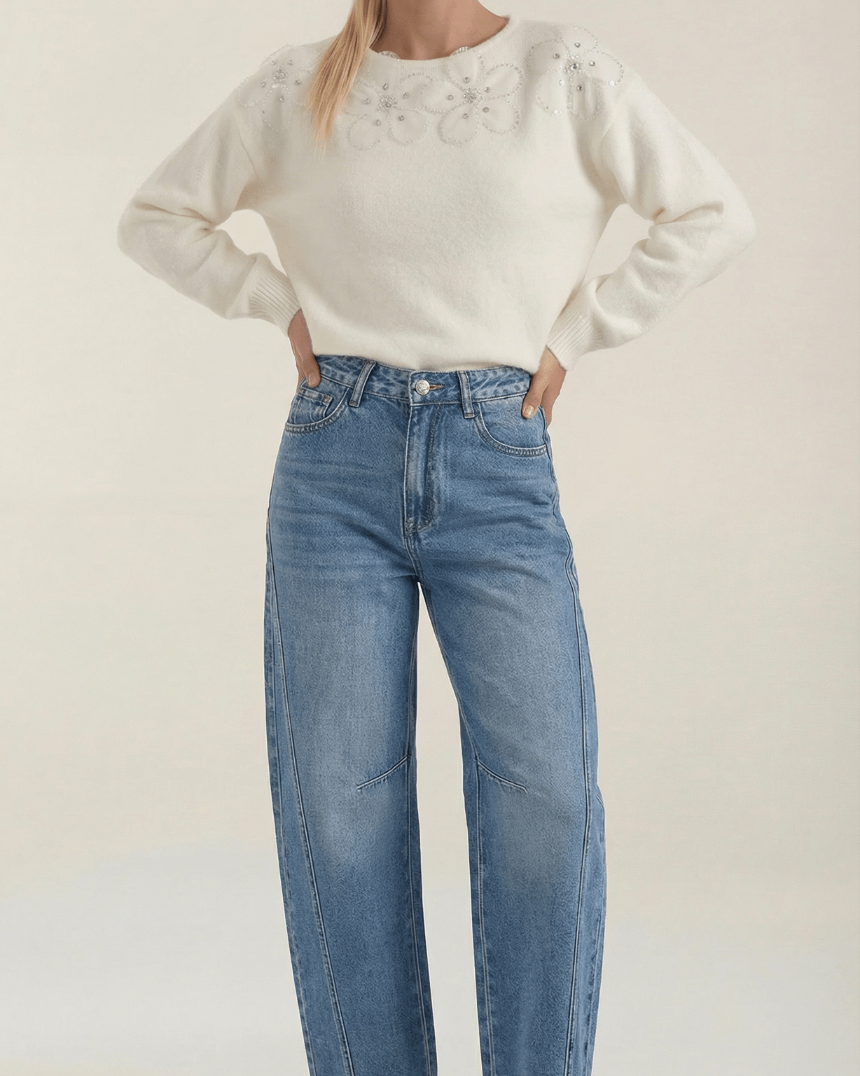 Aurazio Maglione Con Dettaglio Floreale Per Donna