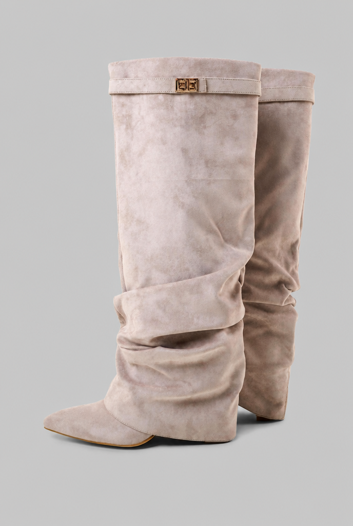 Stivali Donna Slouchy in Camoscio a Punta con Fibbia Oro