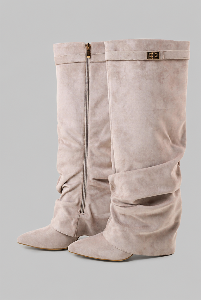 Stivali Donna Slouchy in Camoscio a Punta con Fibbia Oro
