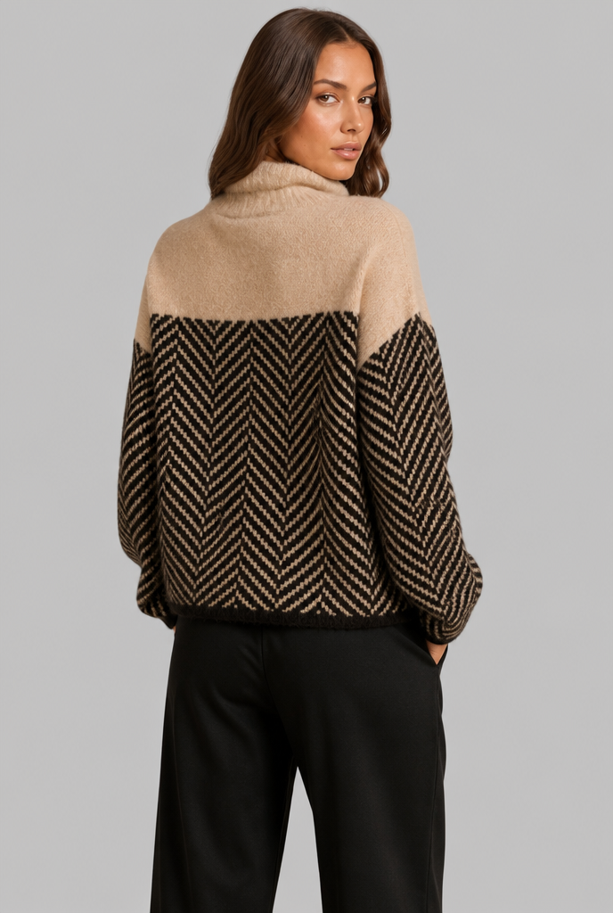 Maglione Donna Collo Alto Chevron Bicolore Blu e Crema