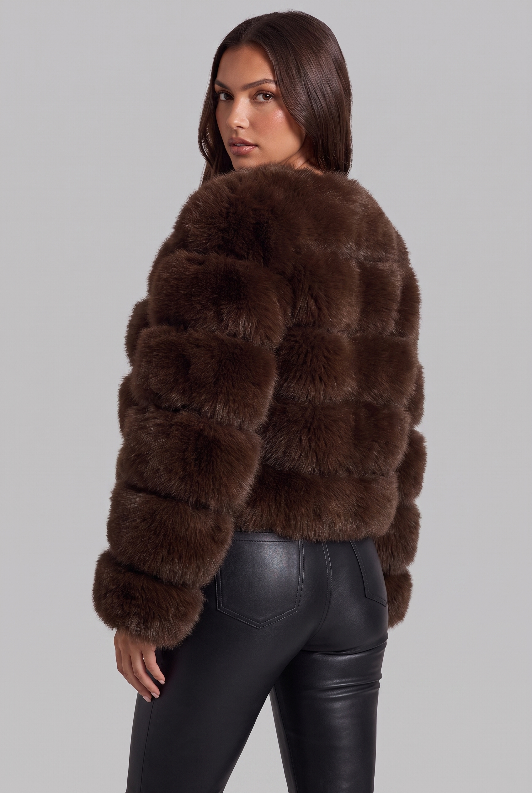 Cappotto Donna in Pelliccia Sintetica Senza Collo Boxy