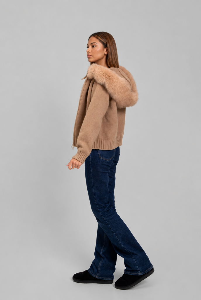 Giacca Donna Corta in Maglia con Zip Collo in Pelliccia Sintetica
