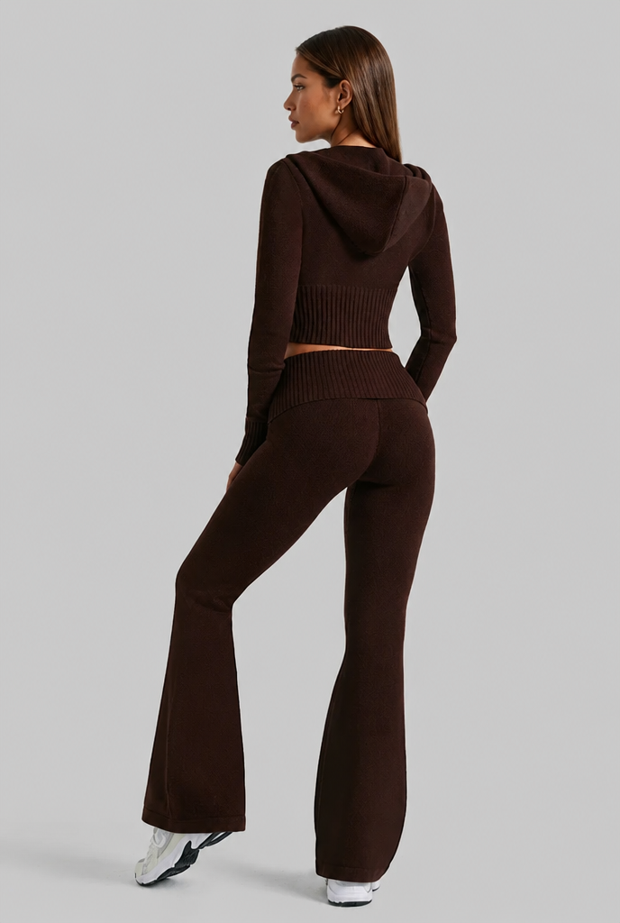 Completo Donna in Maglia a Coste Felpa Zip Corta e Pantaloni Zampa
