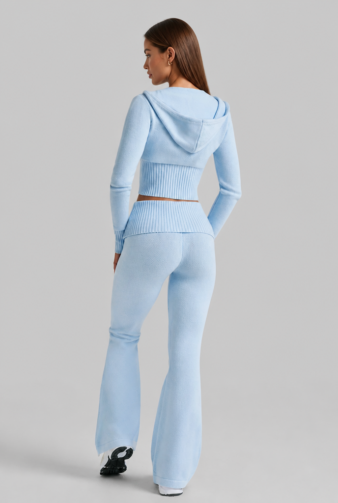 Completo Donna in Maglia a Coste Felpa Zip Corta e Pantaloni Zampa