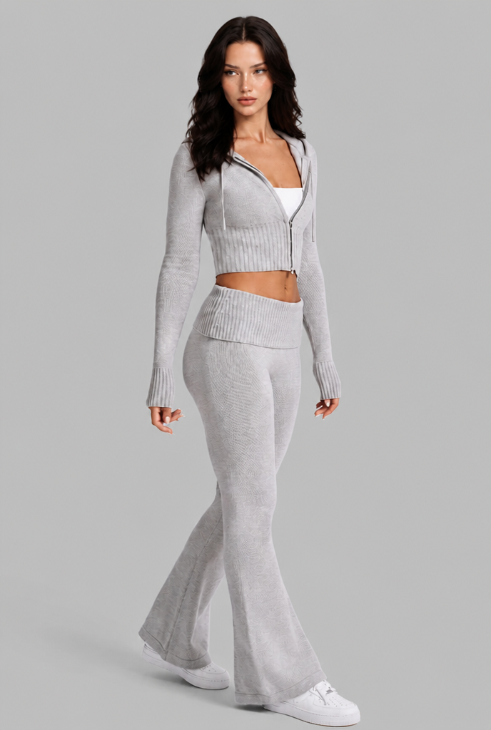 Completo Donna in Maglia a Coste Felpa Zip Corta e Pantaloni Zampa