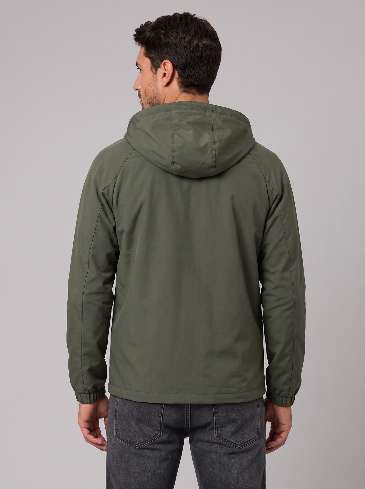 Giacca a Vento Uomo Leggera con Cappuccio Antivento Slim