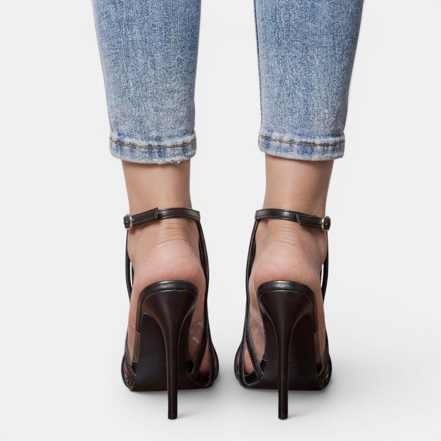 Aurazio Sandali Stiletto Neri Eleganza Assoluta per Donna