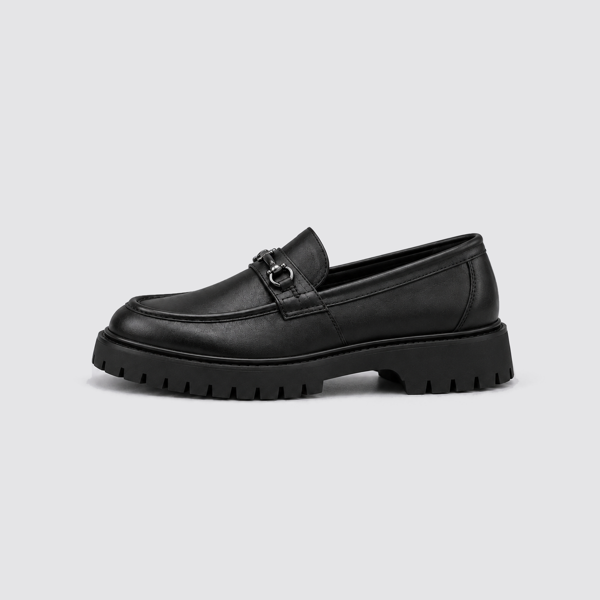 Mocassini Uomo Suola Chunky Slip-On Effetto Pelle Hardware Metallo