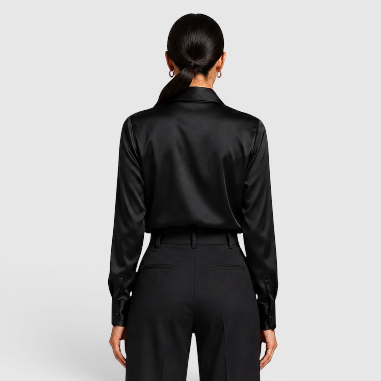 Blusa Donna in Raso con Colletto e Bottoni Elegante