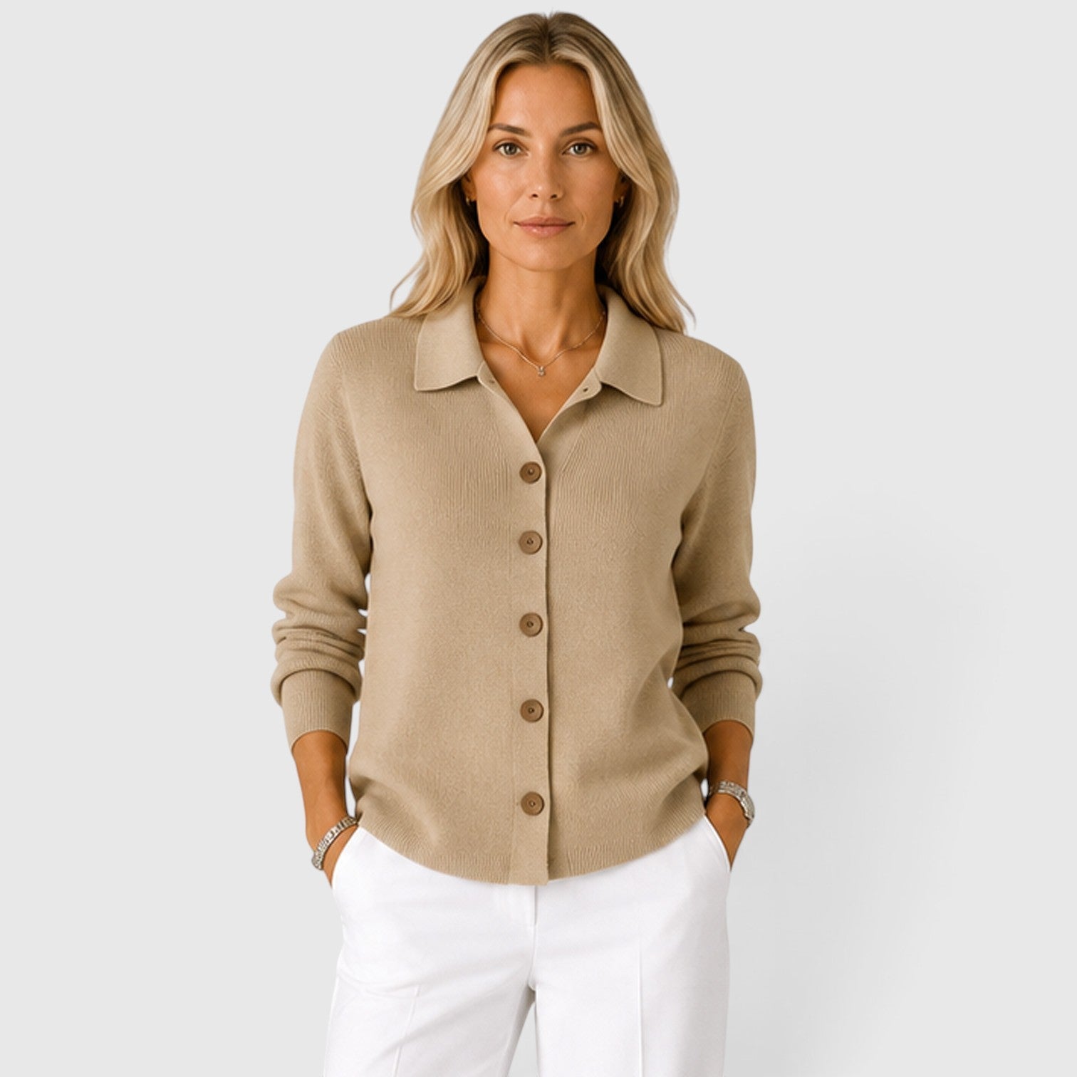 Cardigan Donna in Maglia con Colletto e Bottoni Classico