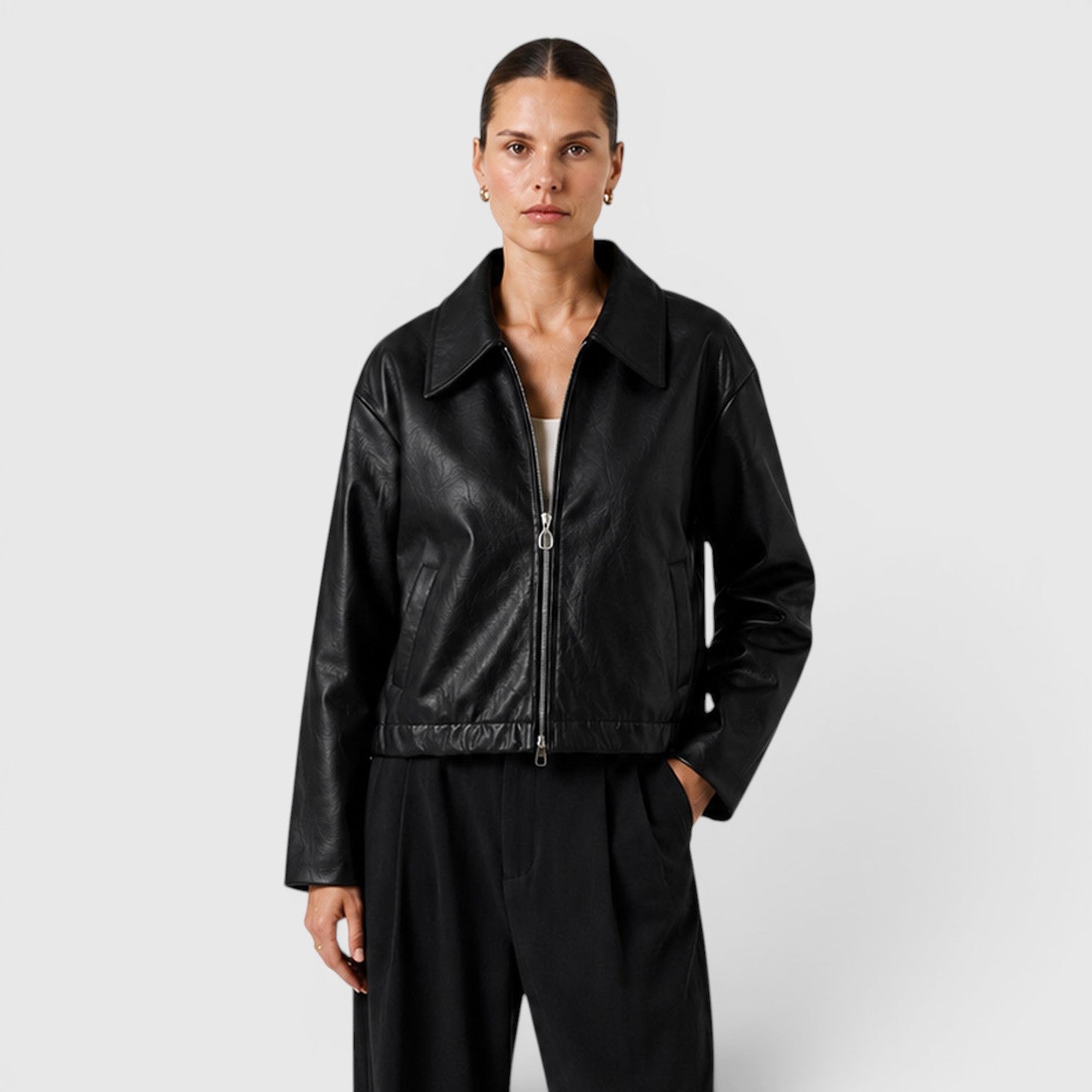 Giacca Donna Effetto Pelle con Zip e Tasche