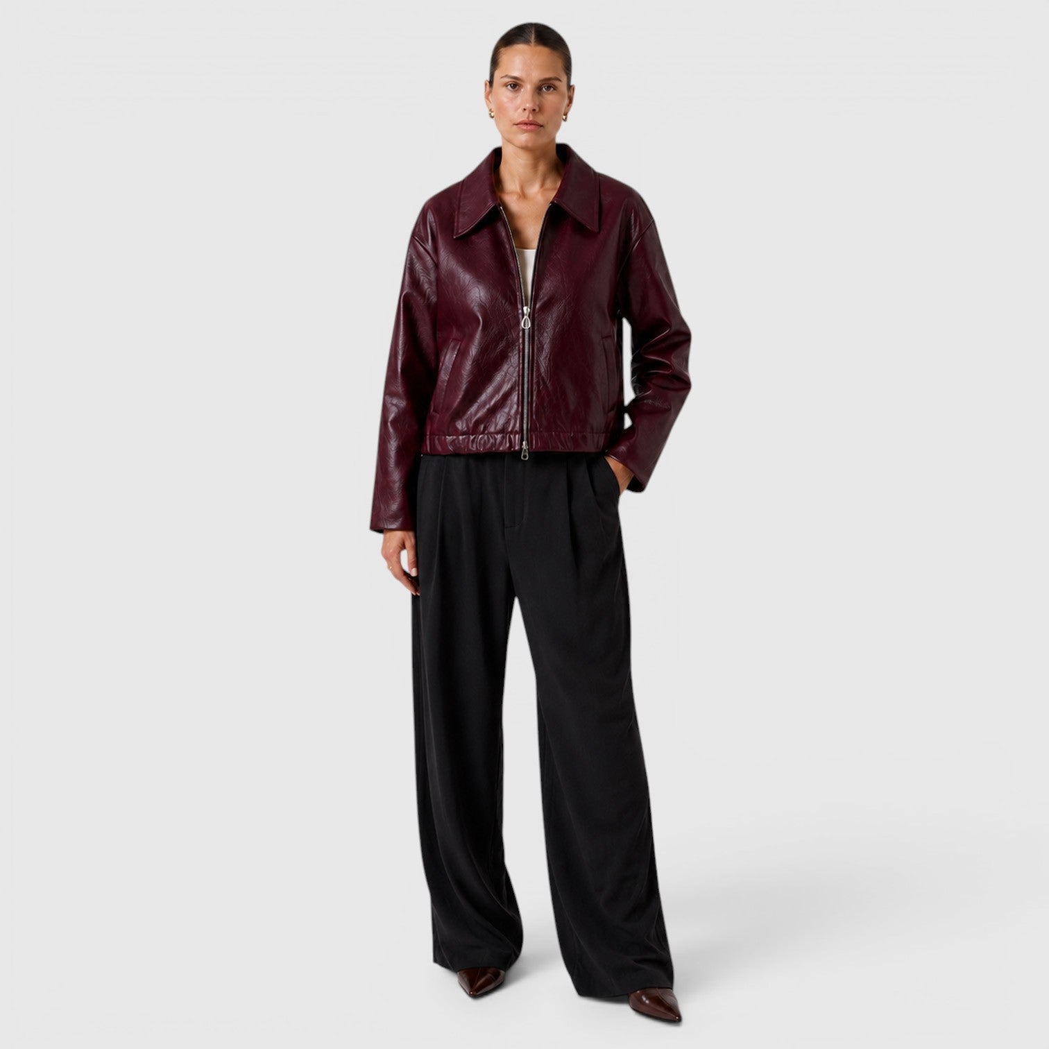 Giacca Donna Effetto Pelle con Zip e Tasche