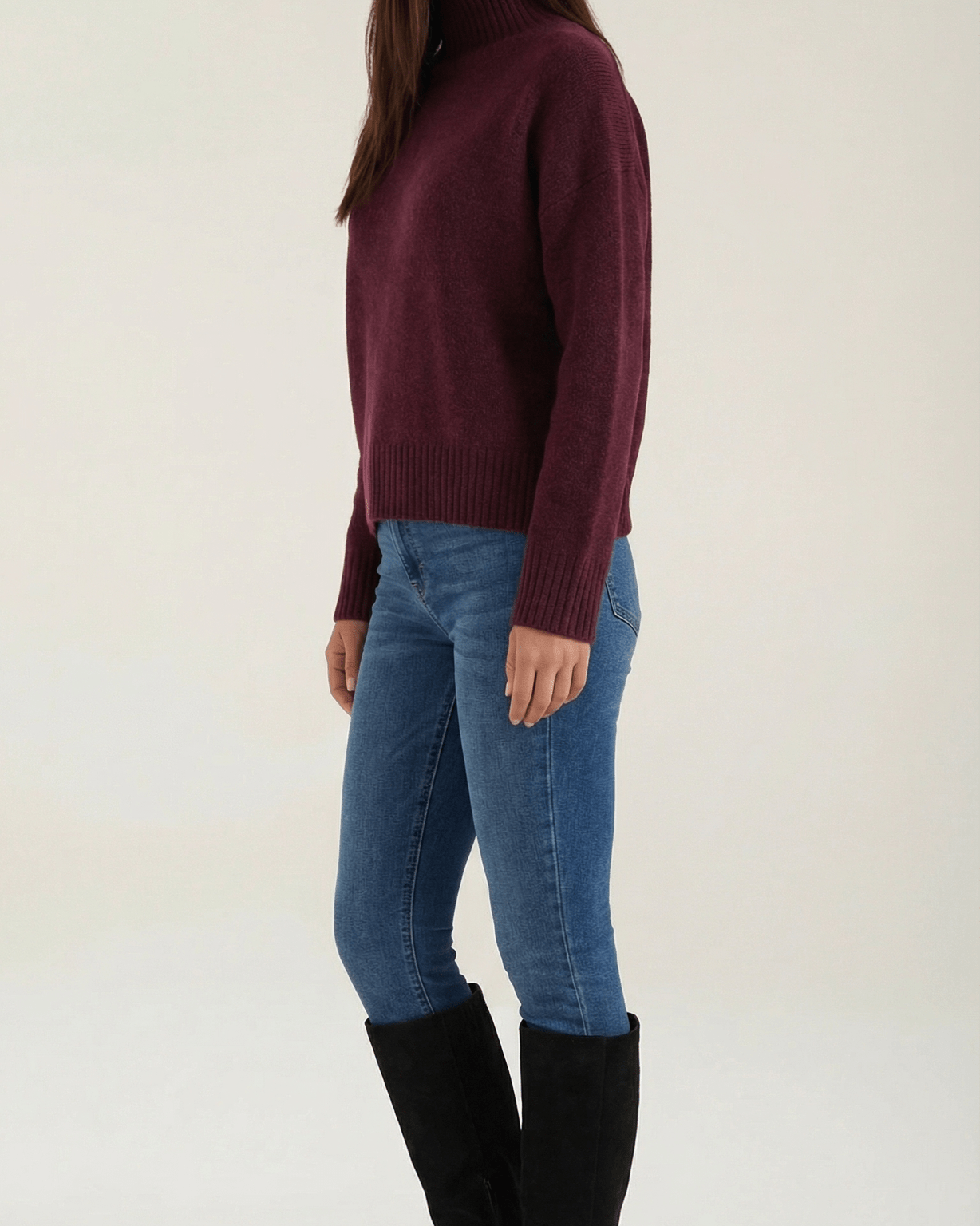 Aurazio Maglione a Collo Alto per Donna