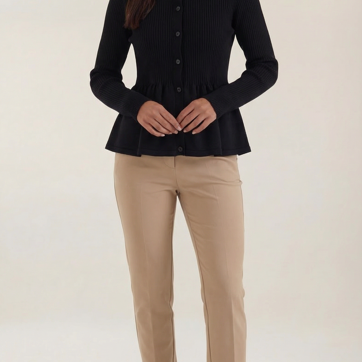 Aurazio Cardigan con Bottoni a Peplo da Donna