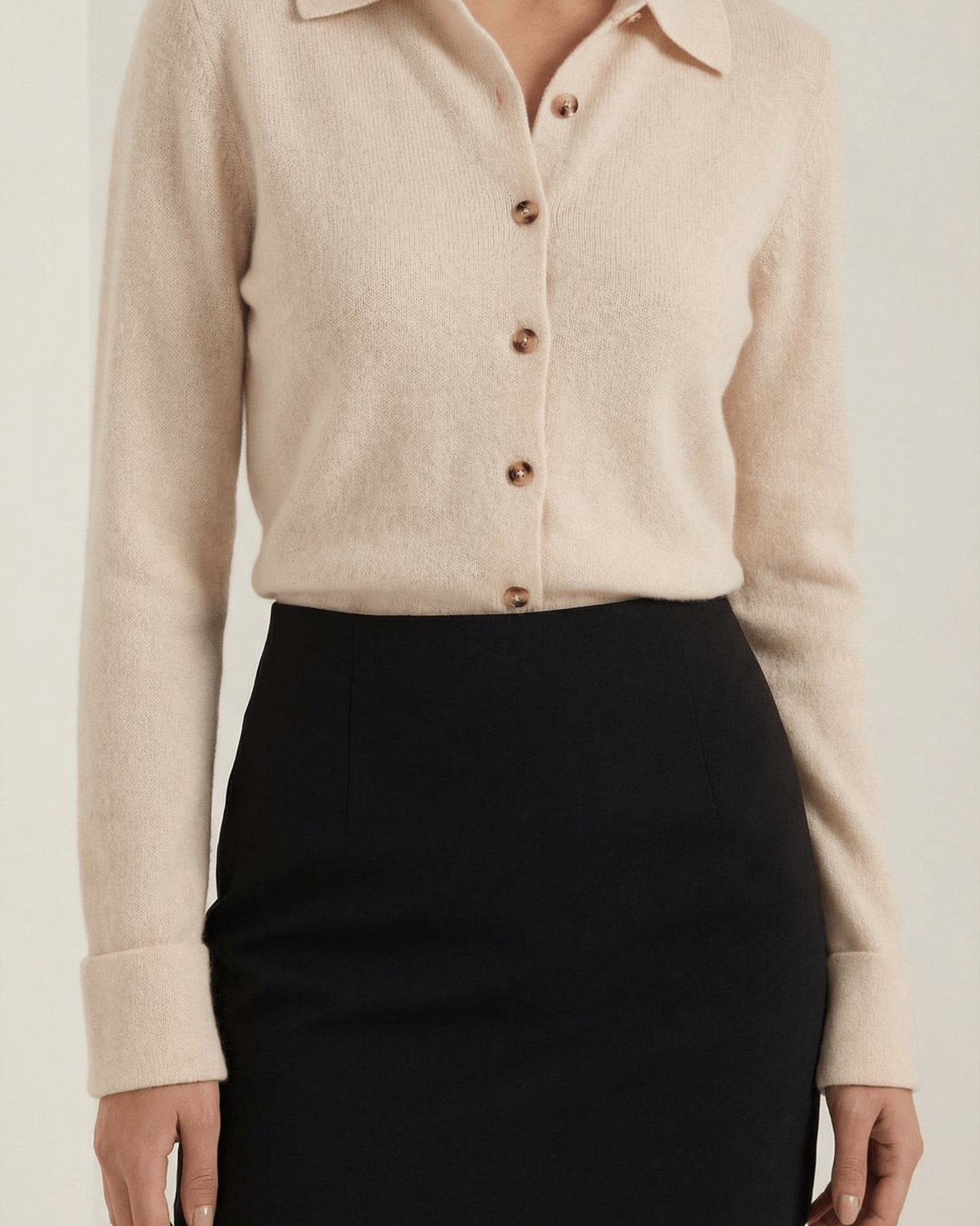 Aurazio Cardigan Con Colletto Bottonato Per Donna