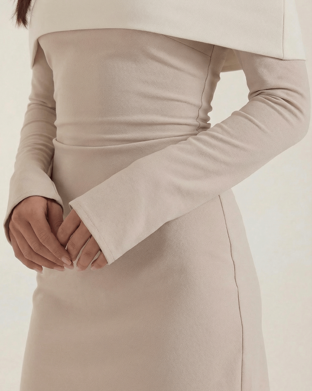 Aurazio Abito Corto con Spalle Scoperte per Donna